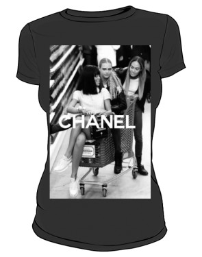 Rihanna Chanel T Shirt Czarna